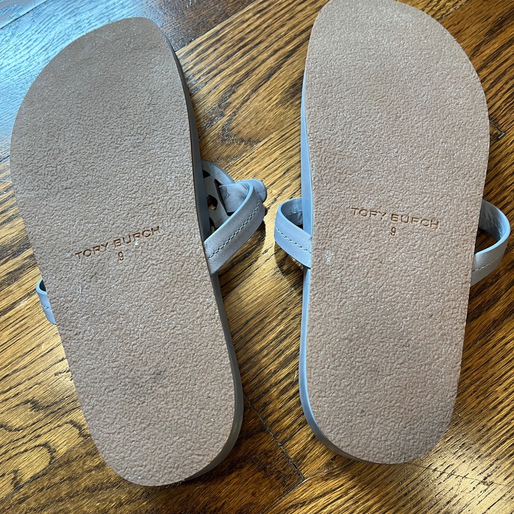 COPY - Tory Burch Miller Cloud Sandal size 9 - Picture 2 of 3